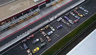 15 топ-моментов легендарного сезона русского дрифта: от снега и тумана до девушки-призера