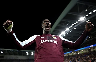 «Астон Вилла» – фаворит против «МЮ», но 3 года не выигрывает очные матчи. Победная серия под угрозой?