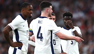Предсказуемы ли матчи перед Евро? Не совсем: Англия проиграла за 19.00, а карлики уперлись с серьезными низами