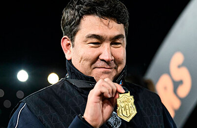 Азамат Мусагалиев, Денис Дорохов, ФК 10, Гарик Харламов, Winline Кубок Медиалиги, Winline Медиалига, медиафутбол и деньги