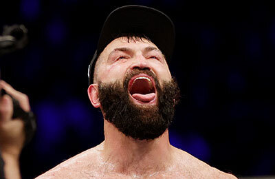 Что грязнее – унитаз или борода, как считает легенда UFC? Мы спросили у врача