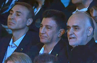 Кадр дня: иранцы в Вашингтоне. Не отменили бойкот, а тренер приехал 🤷‍♂️