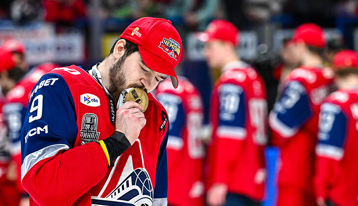 Фотография поста в ленте Странности вокруг чемпионства «Локомотива»: отпразднуют в августе, игрокам урезали премии