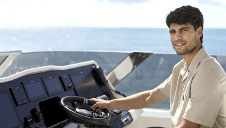 Алькарас официально богат – берет яхту за 10 млн