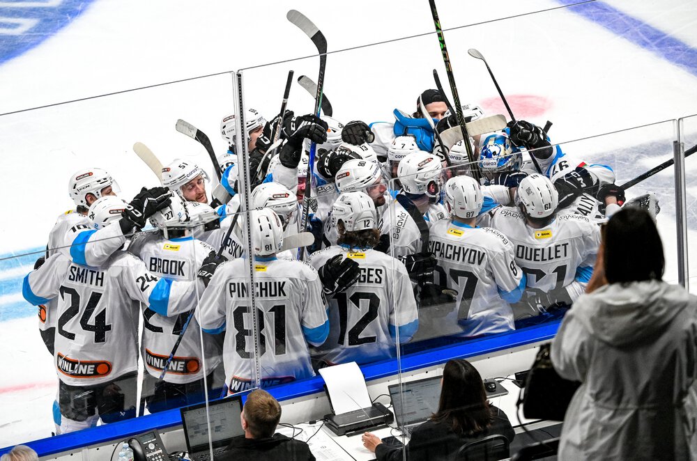 КХЛ, Спартак, Сибирь, Динамо Минск, Нефтехимик, Металлург Мг, Динамо Москва, Авангард, Локомотив