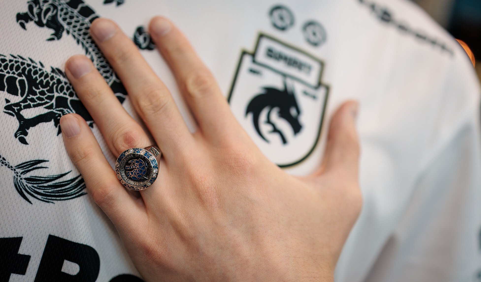 Все перстни победителей The International