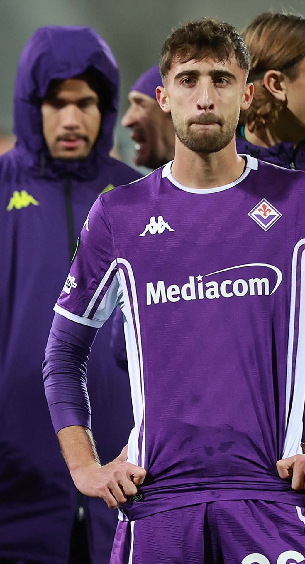 «Фиорентина» в зоне вылета, отставание растет, Ваноли – новый тренер. Что происходит?