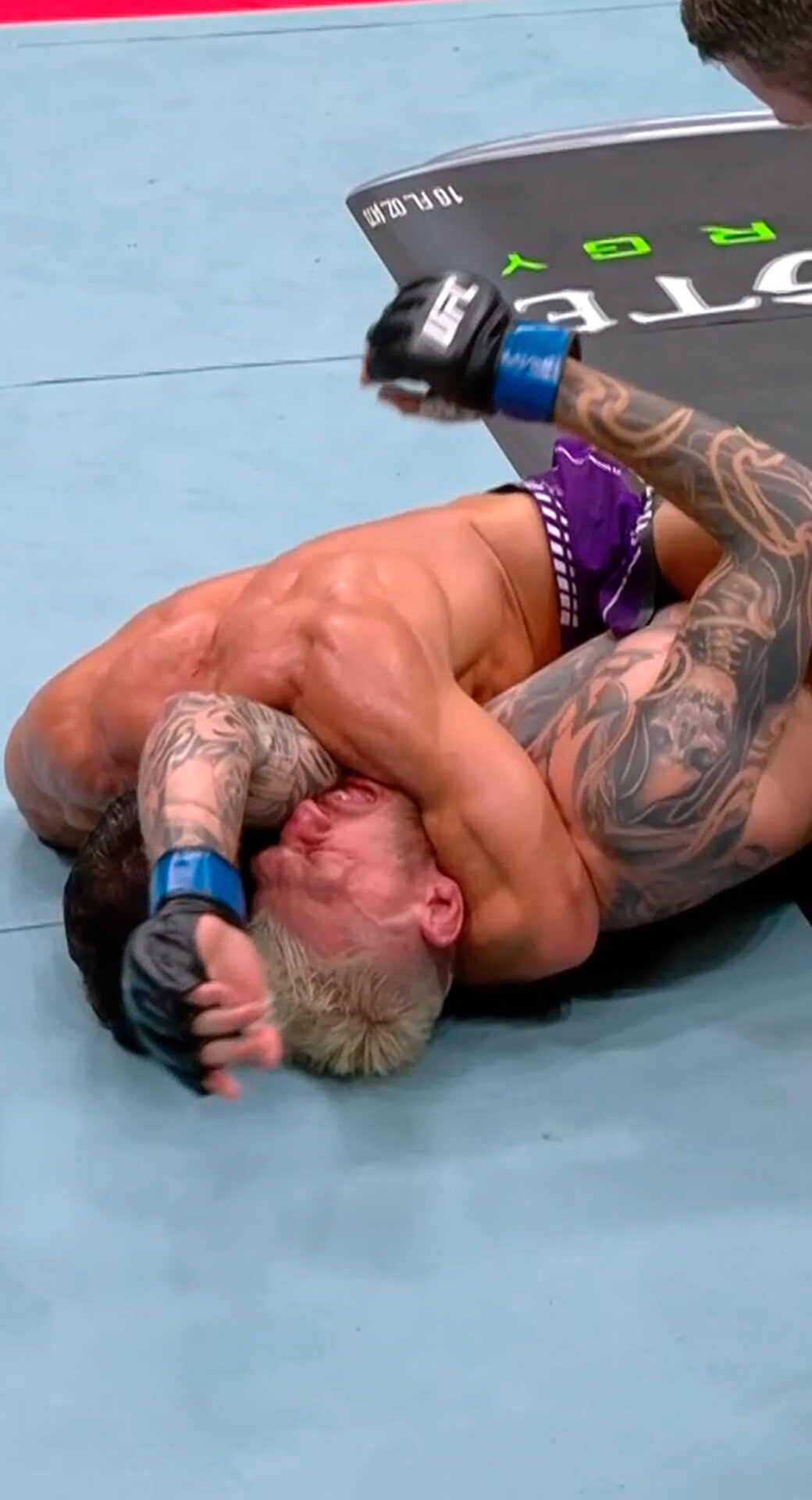 Избиение от Царукяна в UFC – потребовал титульник с Топурией. У России будет новый чемпион?