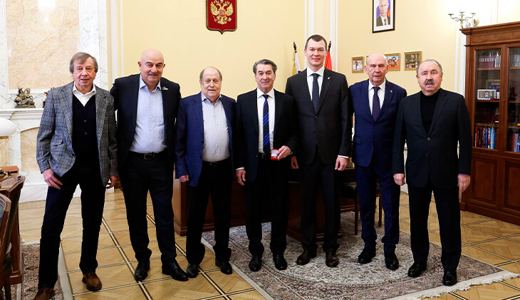 Жестче лимит, на тренеров тоже – идеи двигают Черчесов, Газзаев, Семин, Гершкович. Напрямую министру Дегтяреву