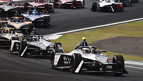 «Формулу-1» все чаще сравнивают с «Формулой E». Обоснованно?