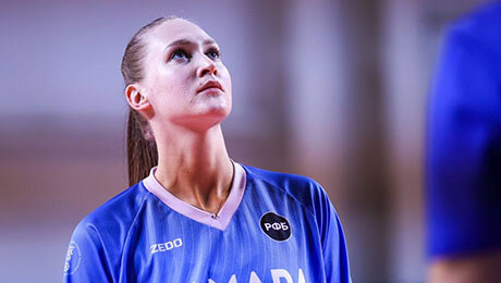 «Все, что копила много лет, я закинула в один европейский тур». Елена Михайлова: путешествия, мечты и философия жизни