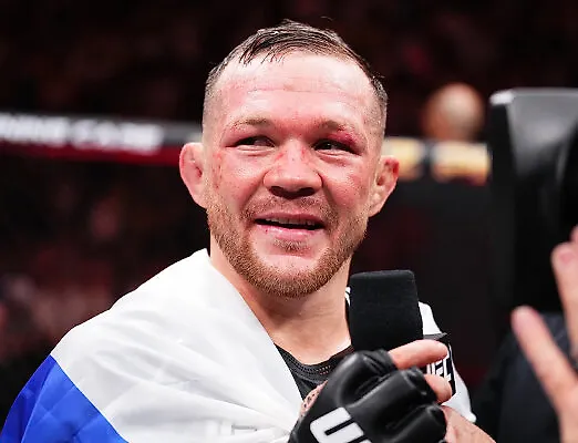 Ян с травмой избил соперника и вызвал Мераба. Вернет пояс UFC?