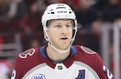 «Колорадо» – чемпион, Маккиннон – MVP? Итоги половины регулярки НХЛ