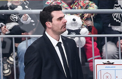 Шанхай Дрэгонс, Джош Ливо, КХЛ, Виталий Кравцов, Евгений Корешков, Трактор, Рафаэль Рише, Андрей Светлаков, Савелий Шерстнев, Жерар Галлан