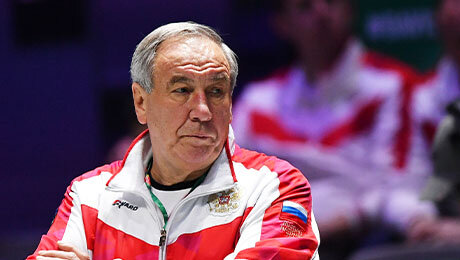 Тарпищев едет на Олимпиаду «помогать спортсменам». Но как?