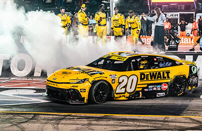 А в главных гонках США уже плэй-офф. И вот итоги первого раунда!