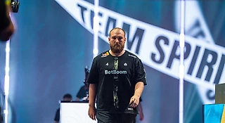 Spirit в топ-4, VP может пролететь мимо топ-16. Изучаем коэффициенты на IEM Cologne 2025