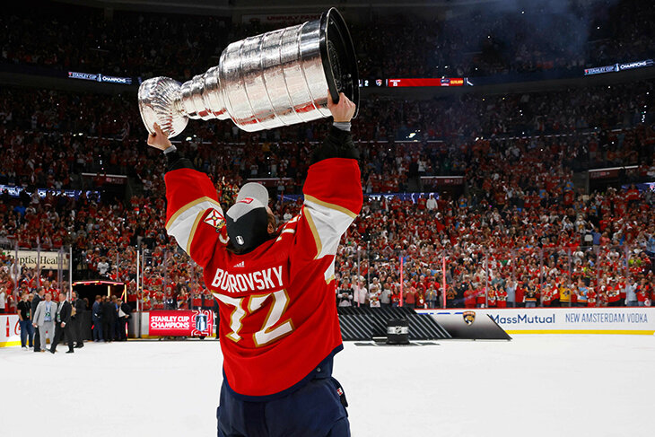 Кто сделал Бобровского обладателем Кубка Стэнли