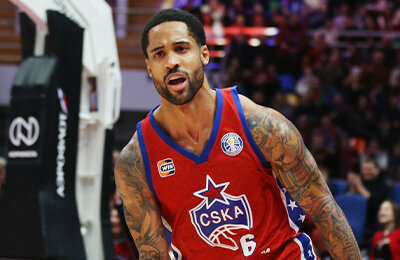 УНИКС отправил ЦСКА в нокдаун за 20 минут. Армейцы ответили 17-очковым камбэком