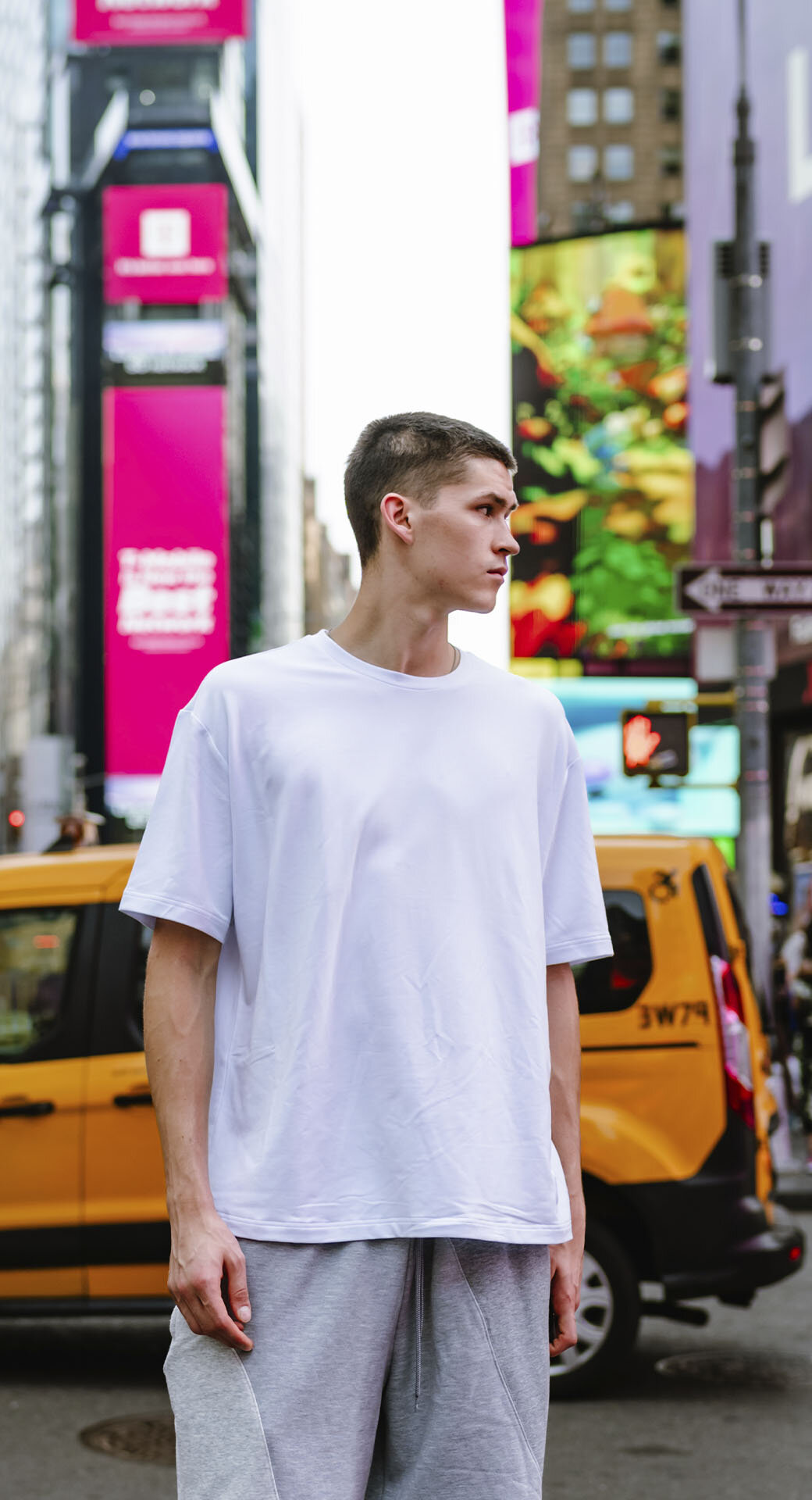 «Останавливать Вемби – на грани человеческих возможностей». Егор Дёмин – о первых неделях в НБА