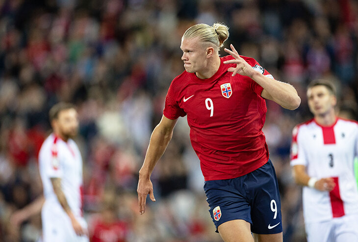 Гол Холанда, испанские 13:1, новичок «Интера» выручил Спаллетти дублем. Главное в отборе на Евро