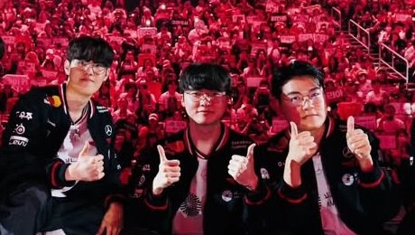 Чемпионат мира по League of Legends Worlds 2025: расписание матчей, сетка, команды, призовой фонд