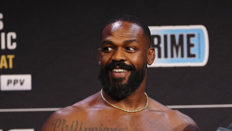 Джонс вернулся спустя 12 дней после ухода из UFC – ради боя в Белом доме