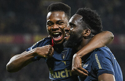 Ницца, Лига Европы УЕФА, лига 1 Франция, Джонатан Дэвид, Анхель Ди Мария, Лион, Бурак Йылмаз, Килиан Мбаппе, Ставки на футбол, Лига чемпионов УЕФА, Неймар, ПСЖ, Монако, Майк Меньян, Радамель Фалькао, Марсель, Марсело Бьелса, Ставки на спорт, Лилль, Кристоф Гальтье, Жозе Фонте