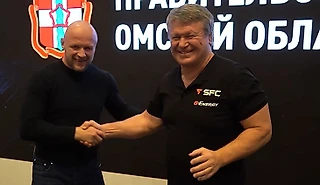 Примирение года в MMA: Шлеменко и Тактаров конфликтовали из-за рекламы пива, а теперь – пожали руки