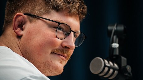 «Стоит упомянуть «регби», и ты уже какой-то самозванец из придуманного мира». Монолог Мишечкина о медийности