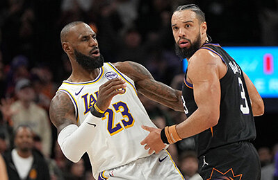 Бешеный Леброн рамсил с Бруксом всю игру. Спровоцировал удаление и спас безвольных «Лейкерс»