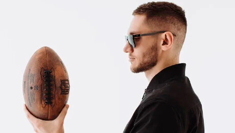 «Чем агрессивнее коммуникация букмекера, тем больше негатива она вызывает». Интервью со «Спортивным маркетологом»