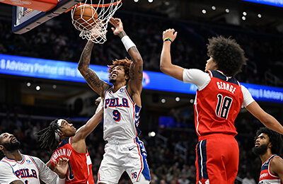 Бездарный слив: +10 очков за 2:30 до конца – и поражение