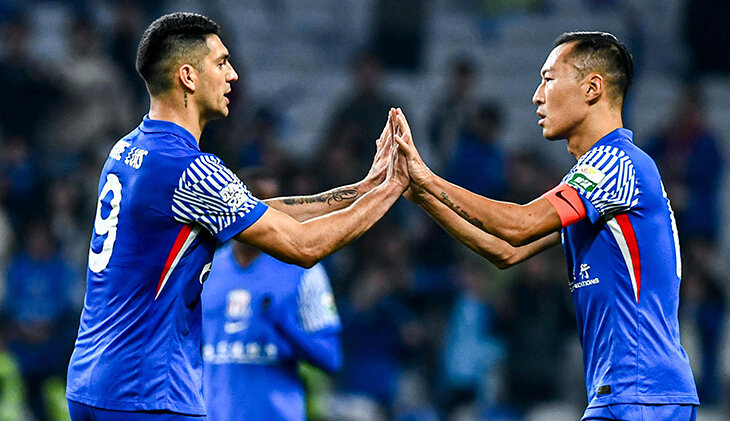 высшая лига Китай, Шанхай Шэньхуа, Шэньчжэнь Пэн Сити, Чэнду Жунчэн, Леонид Слуцкий, Шанхай Порт, Андре Луис Агияр, видео