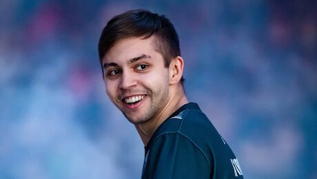 Биография Sh1ro: играл в «Вялых питонах», попал в Gambit благодаря слухам и боится пауков
