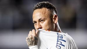 Неймар забил в 2-м матче подряд  гол и ассист против Спорт Ресифи. У форварда Сантоса 51 в 18 играх лиги