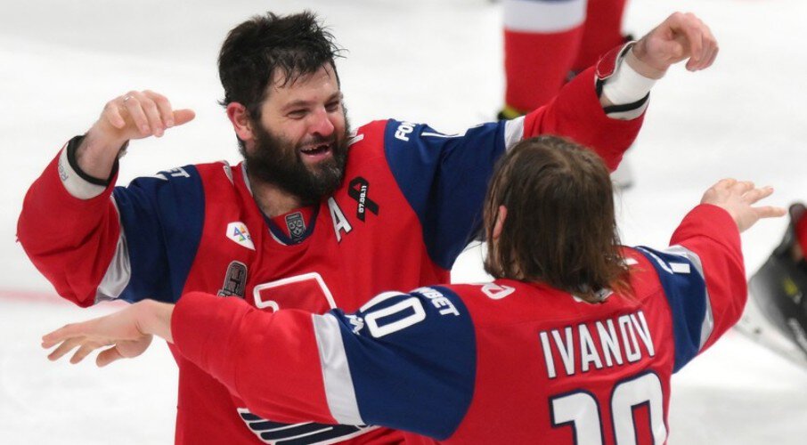 Георгий Иванов о Радулове: Он пихает, когда страдают фигней глупые решения, потери на ровном месте. Не стоит думать, что все сводится к ору Саня требует с других, но принимает критику