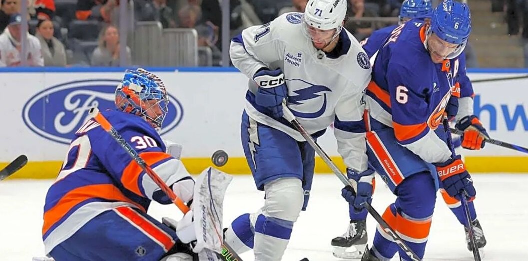 Сорокин сделал 3-й шатаут в сезоне, отразив 32 броска Тампы. Он повторил рекорд Айлендерс по числу игр на ноль в регулярках (25)