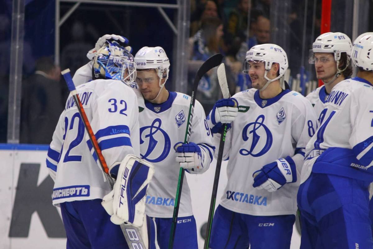 Динамо победило Трактор в Челябинске 8:4. Бело-голубые выиграли 6-й матч подряд