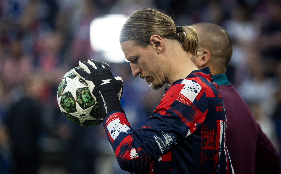 У Сафонова 2 победы и ничья в 3 матчах за ПСЖ в сезоне. Вратарь пропустил 2 гола и сделал 3 сэйва в игре против Меца с 18-го места