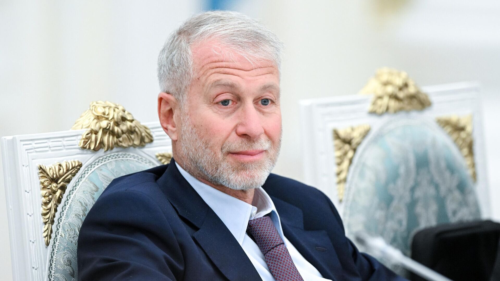 Лучшие игроки сезона в Челси отдыхали на яхте Абрамовича, рассказал Джо Коул: Там были Терри, Лэмпард. Я туда не попал политика изменилась. Может, парни испортили там ковер