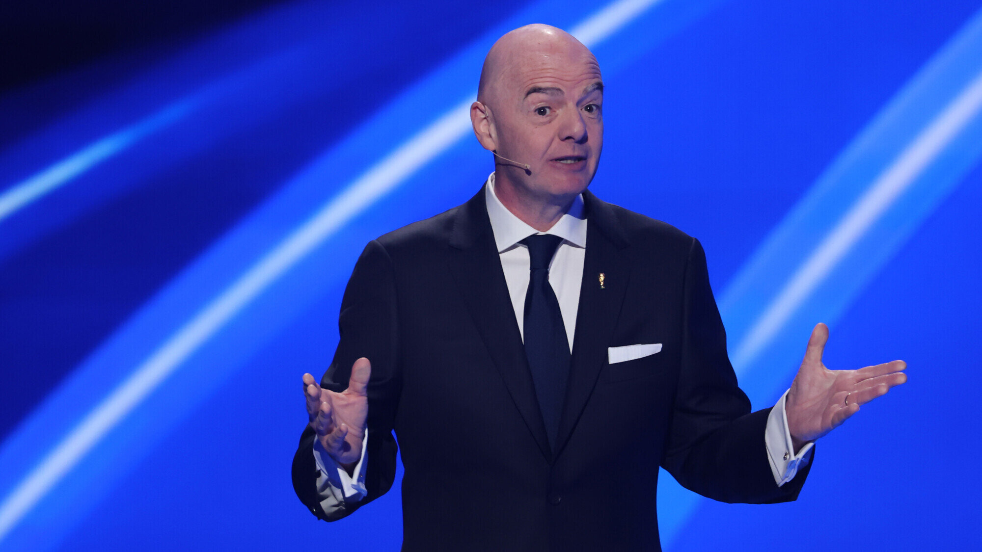 Инфантино о ЧМ-2026: Это будет величайшее мероприятие в истории человечества. Как 104 Супербоула за один месяц. ФИФА  официальный поставщик счастья человечеству