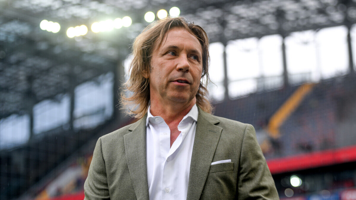 Александр Мостовой: Когда такие люди, как я и Глушаков, будут внутри Спартака, все будет хорошо. Но это я с юмором говорю