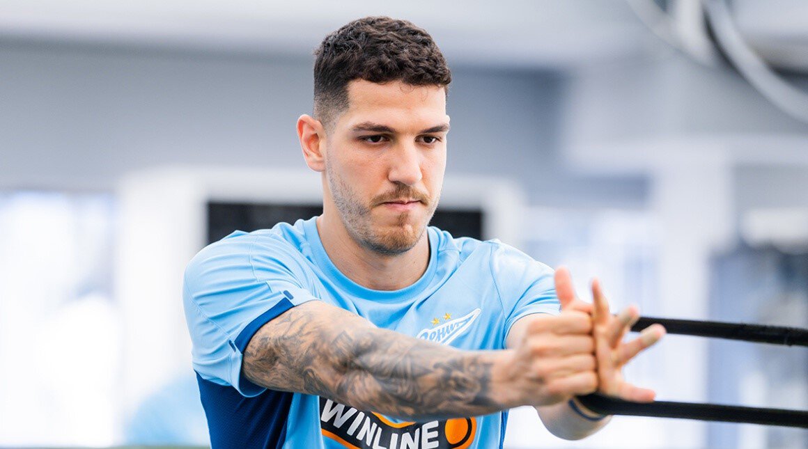 Зенит не продаст Нино как минимум до лета. Защитник не просил отпустить его (СЭ)