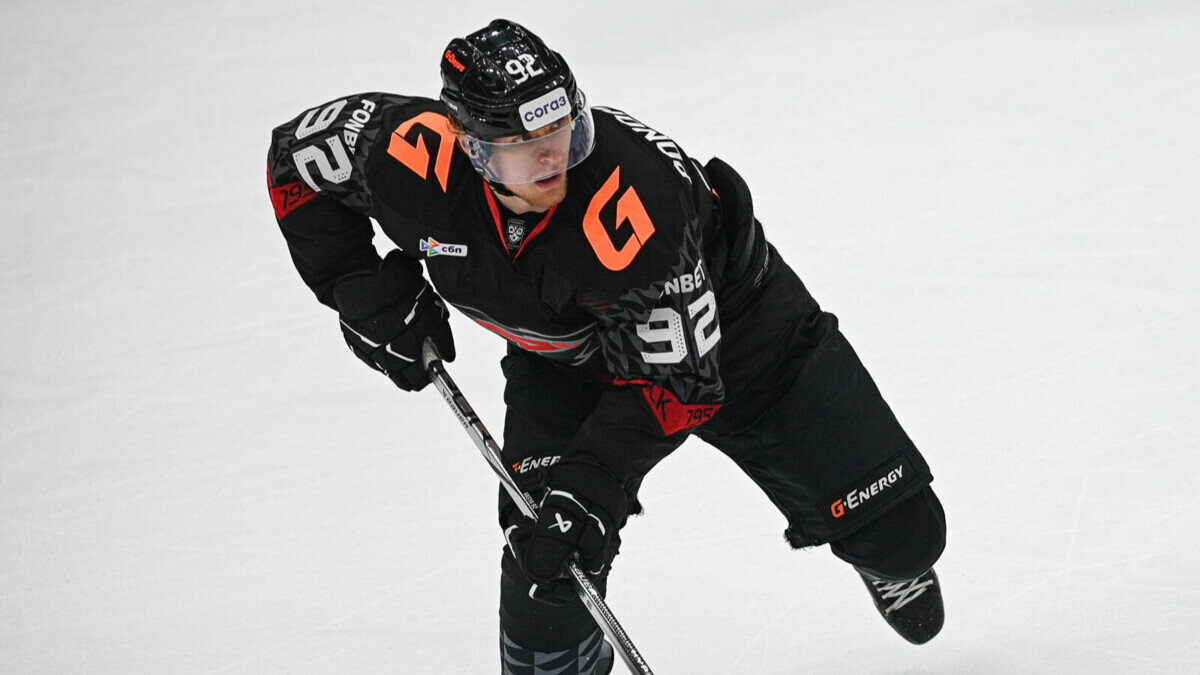 Форвард Авангарда Пономарев и защитник Трактора Телегин дисквалифицированы на один матч