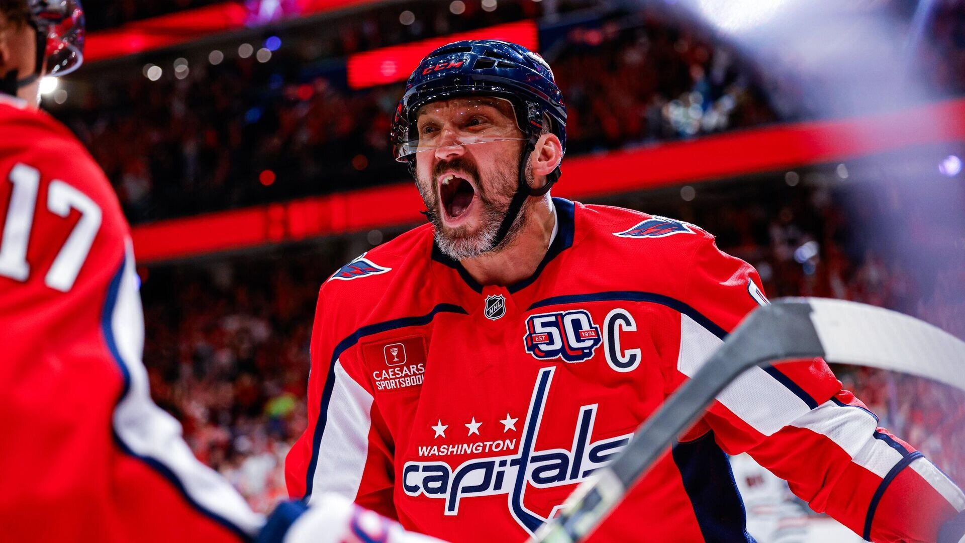 Овечкин о рекорде: Вся страна болела, весь мир говорил. Получаю удовольствие приятно, когда люди подходят и поздравляют