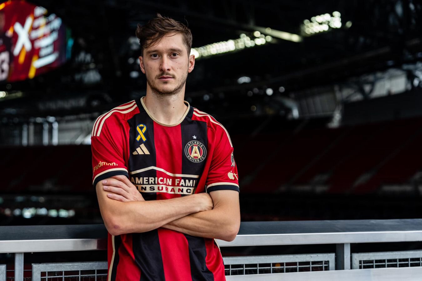 Девушка Миранчука об интервью Алексея: Офигела, как тема фигового уровня жизни в США не раскрыта. Еду даже сравнивать нельзя дорого, сервис ужасный. Лицемерие национальное качество!