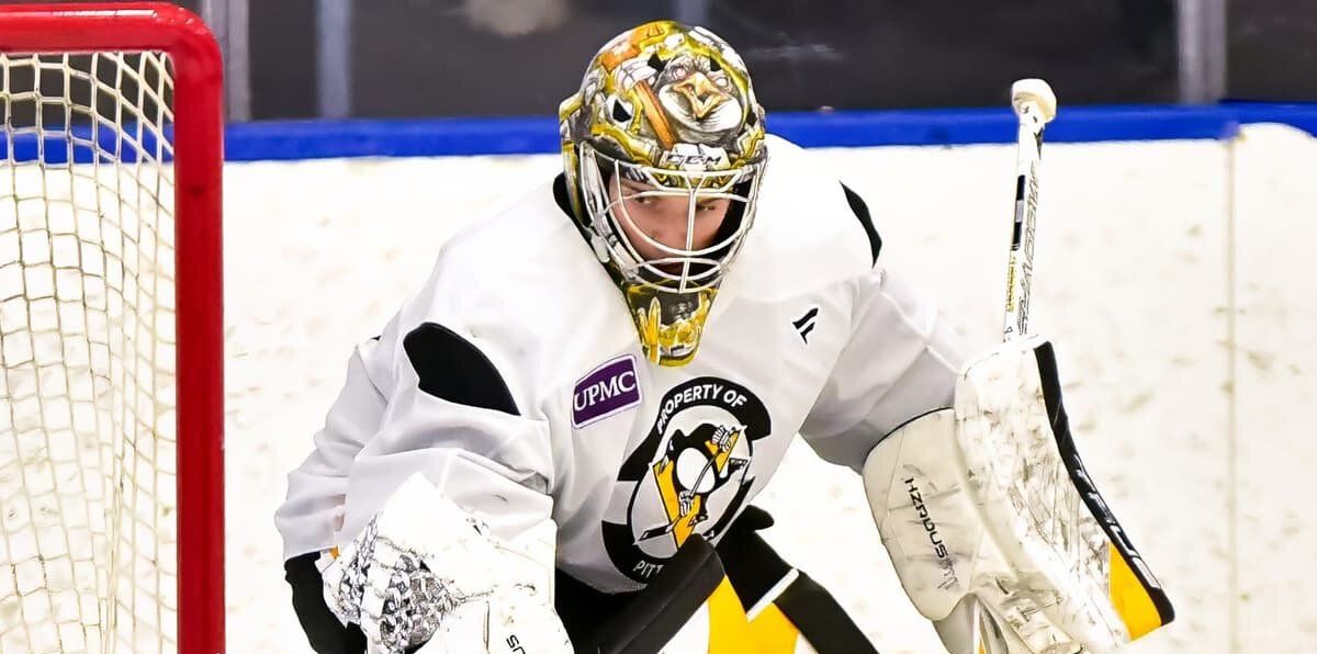 Мурашов дебютировал в НХЛ. Вратарь Питтсбурга отразил 24 из 27 бросков в матче с Лос-Анджелесом