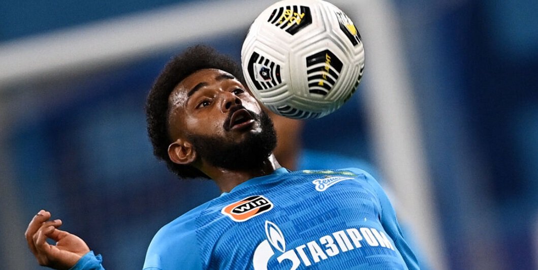 Зенит разгромил Урал 4:0. Кассьерра сделал дубль, у Клаудиньо 11