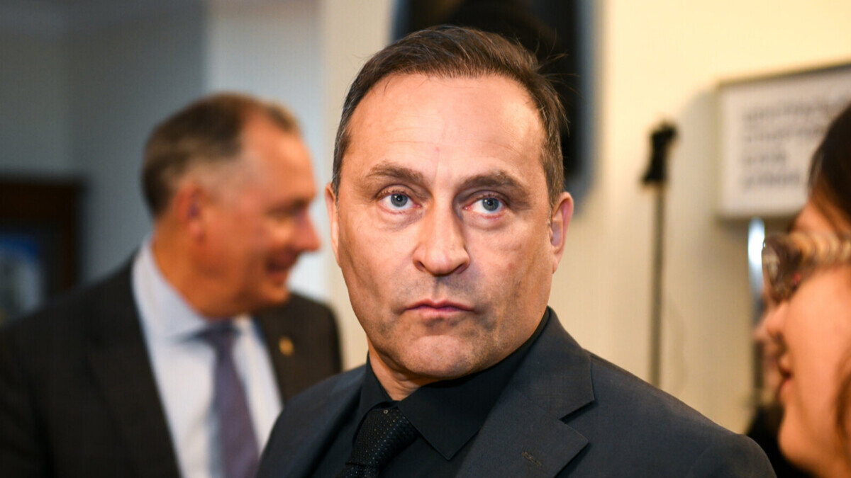 Свищев про слова Каспарайтиса об алкоголизме: Бывшие спортсмены, которые не находят свое место, ищут в алкоголе спасение. Заранее нужно смотреть, куда пойдешь: в политику, тренерство